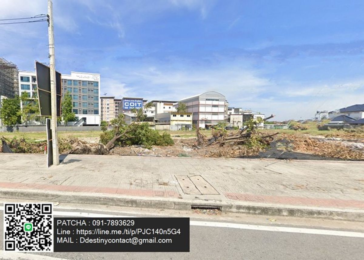 For RentLandSamut Prakan,Samrong : For rent, beautiful plot of land, golden location on the main road, Bang Na Near the new showroom Construction of Samut Prakan