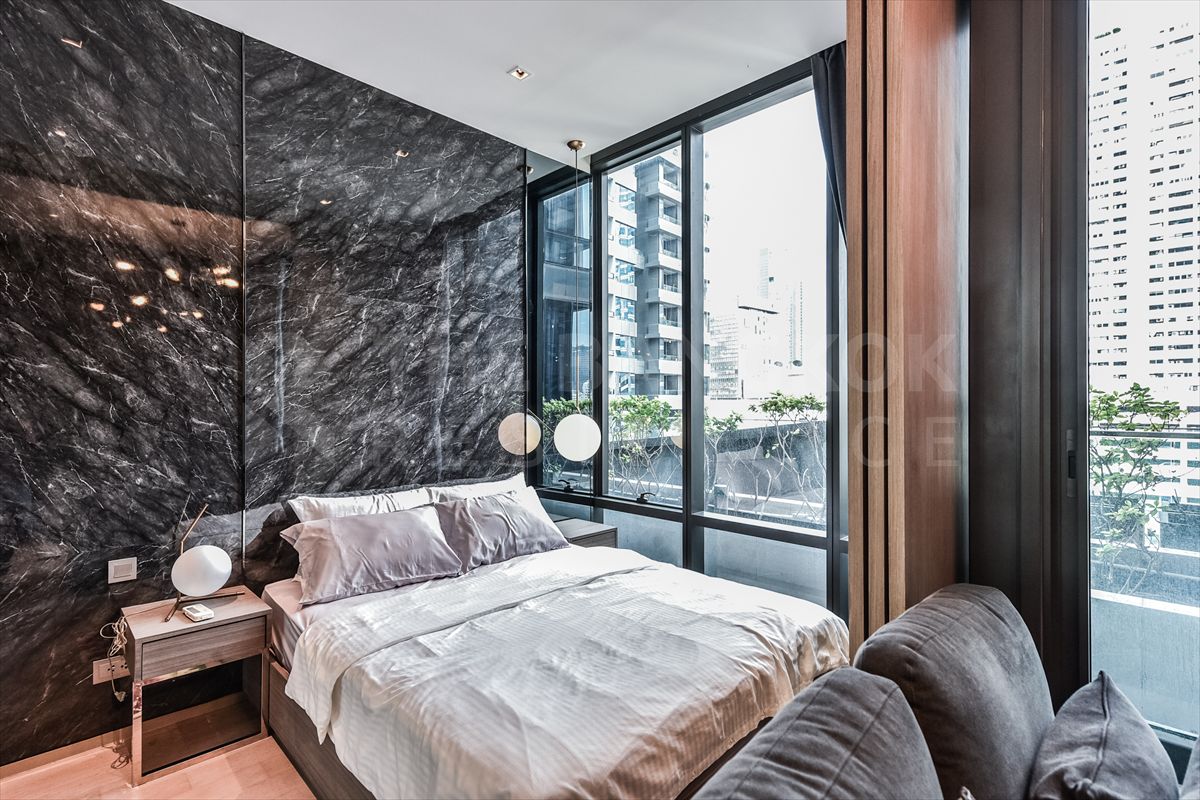 For RentCondoSilom, Saladaeng, Bangrak : Ashton Silom near,Experience Elevated Urban Living,  Near BTS Chong Nonsi