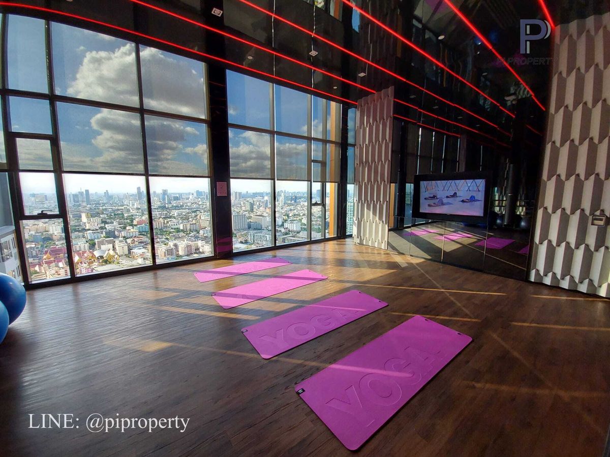 For RentCondoRatchadapisek, Huaikwang, Suttisan : High rise 1Bedroom unit for rent in XT Huaikhwang. Ready to move in. Huaikhwang - Rama 9 lifestyle. Unité de grande hauteur 1 chambre à louer à XT Huaikhwang. Prêt à emménager. Huaikhwang - Rama 9 style de vie.