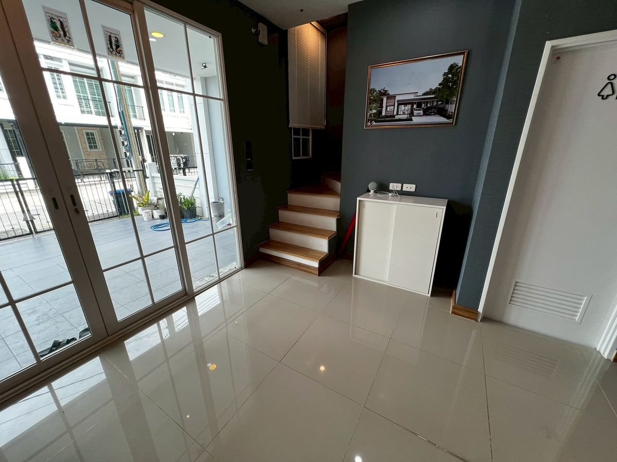 ให้เช่าโฮมออฟฟิศแจ้งวัฒนะ เมืองทอง : โฮมออฟฟิศ อุปกรณ์ออฟฟิศพร้อม จดทะเบียนบริษัทได้ 4ห้องนอน