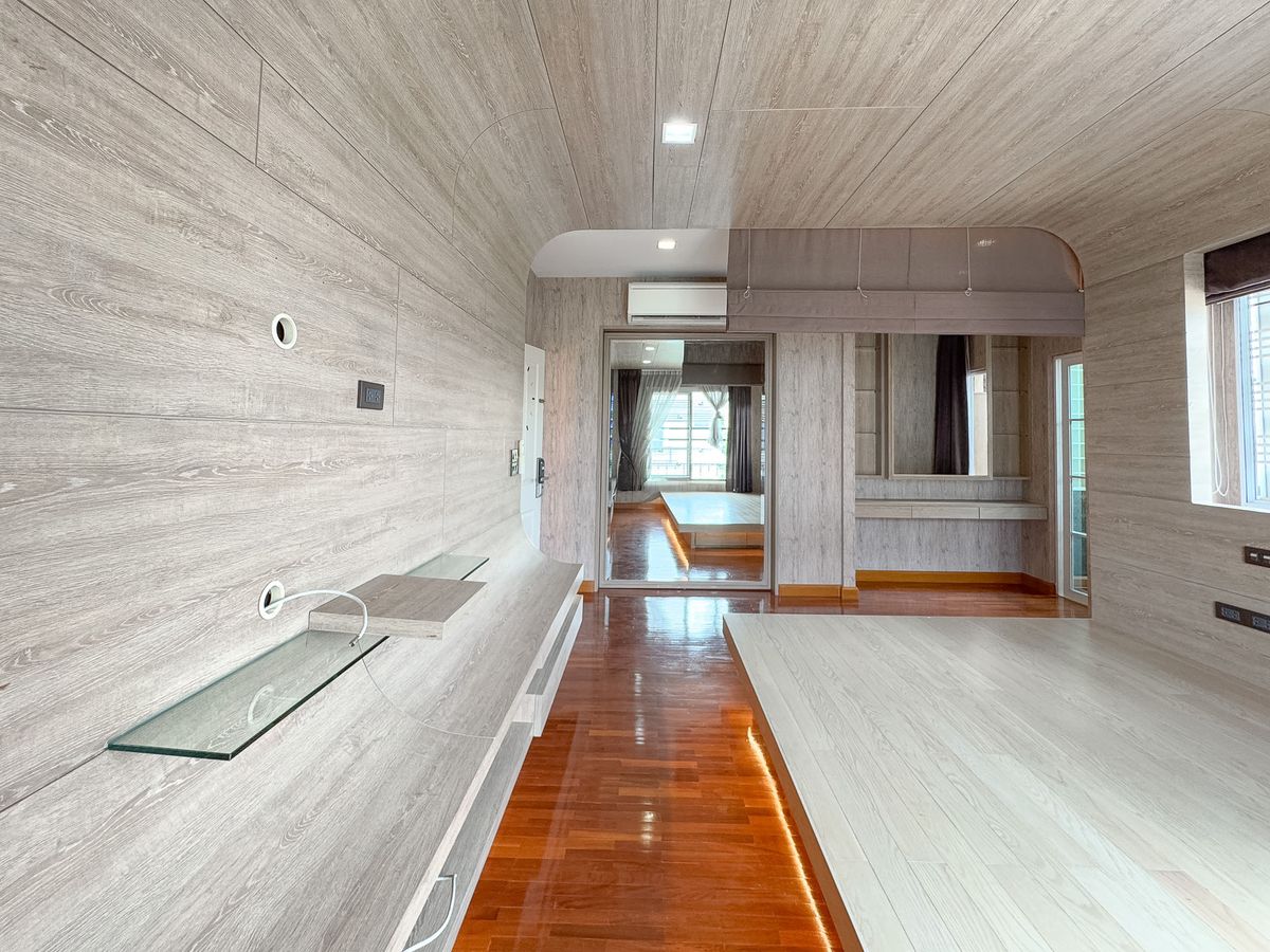 For SaleHouseLadkrabang, Suwannaphum Airport : Luxury European-style corner single house – Casa Grand Onnut–Wongwaen