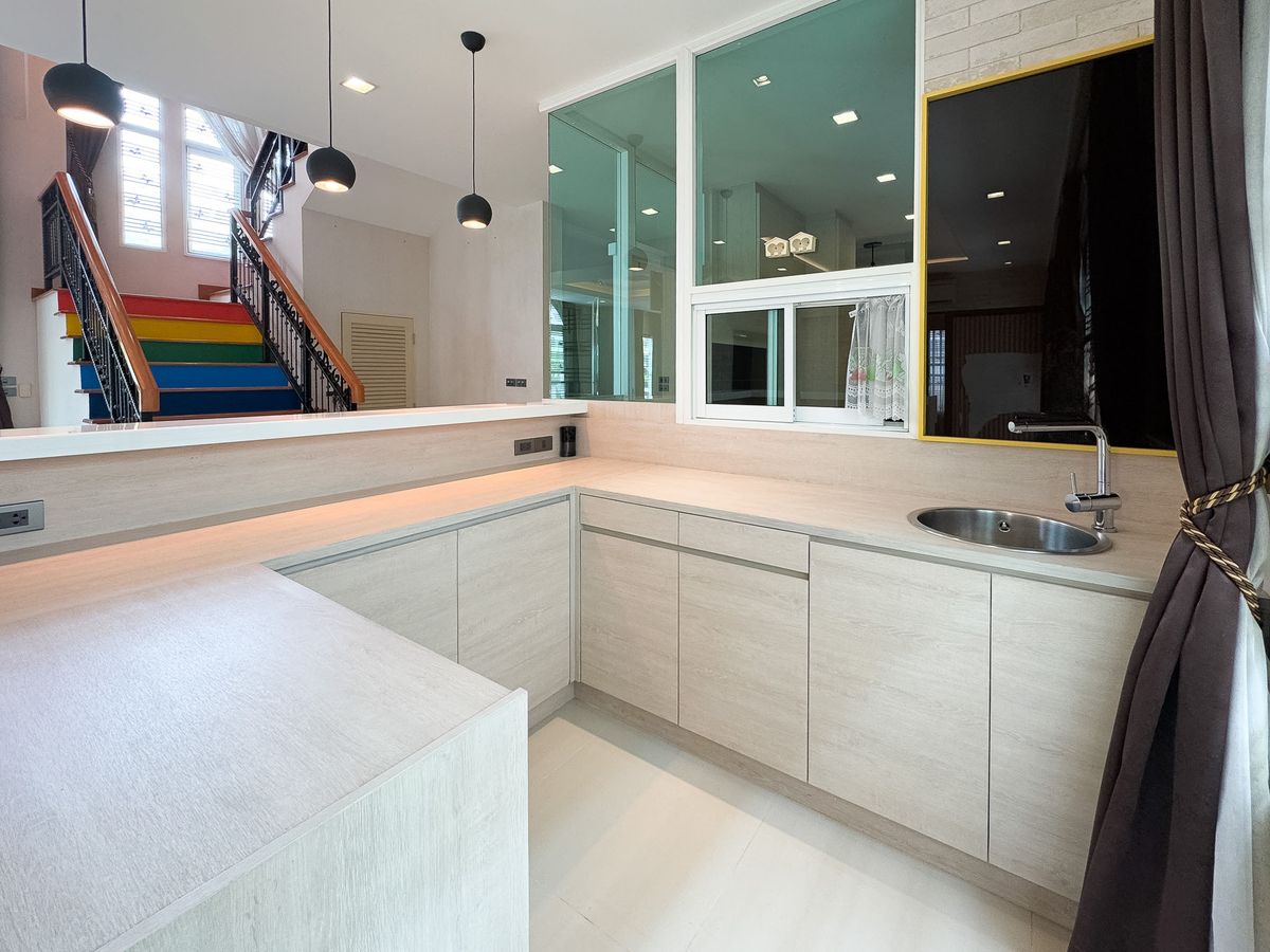 For SaleHouseLadkrabang, Suwannaphum Airport : Luxury European-style corner single house – Casa Grand Onnut–Wongwaen