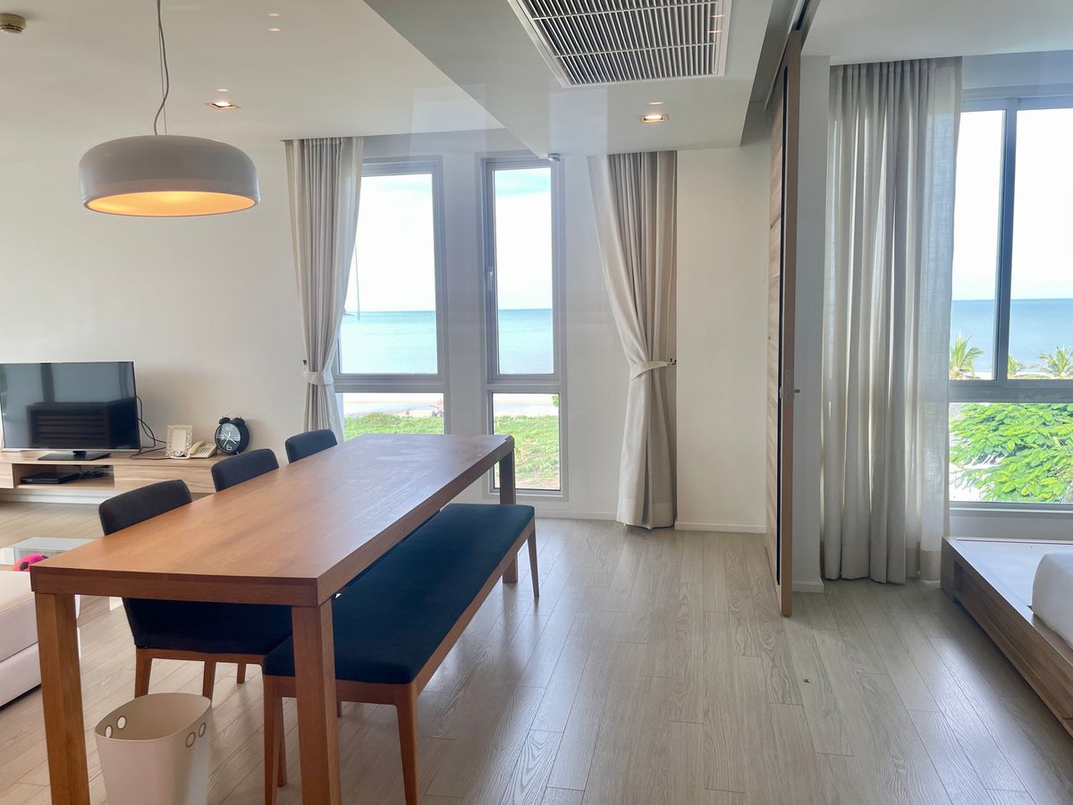 ขายคอนโดหัวหิน ประจวบคีรีขันธ์ : [V001]🌴 คอนโดหรู ห้องมุม ติดทะเล วันเวลา หัวหิน – เขาเต่า [Wan Vayla Hua Hin-Khao Tao] วิวทะเล สวยเต็มตา