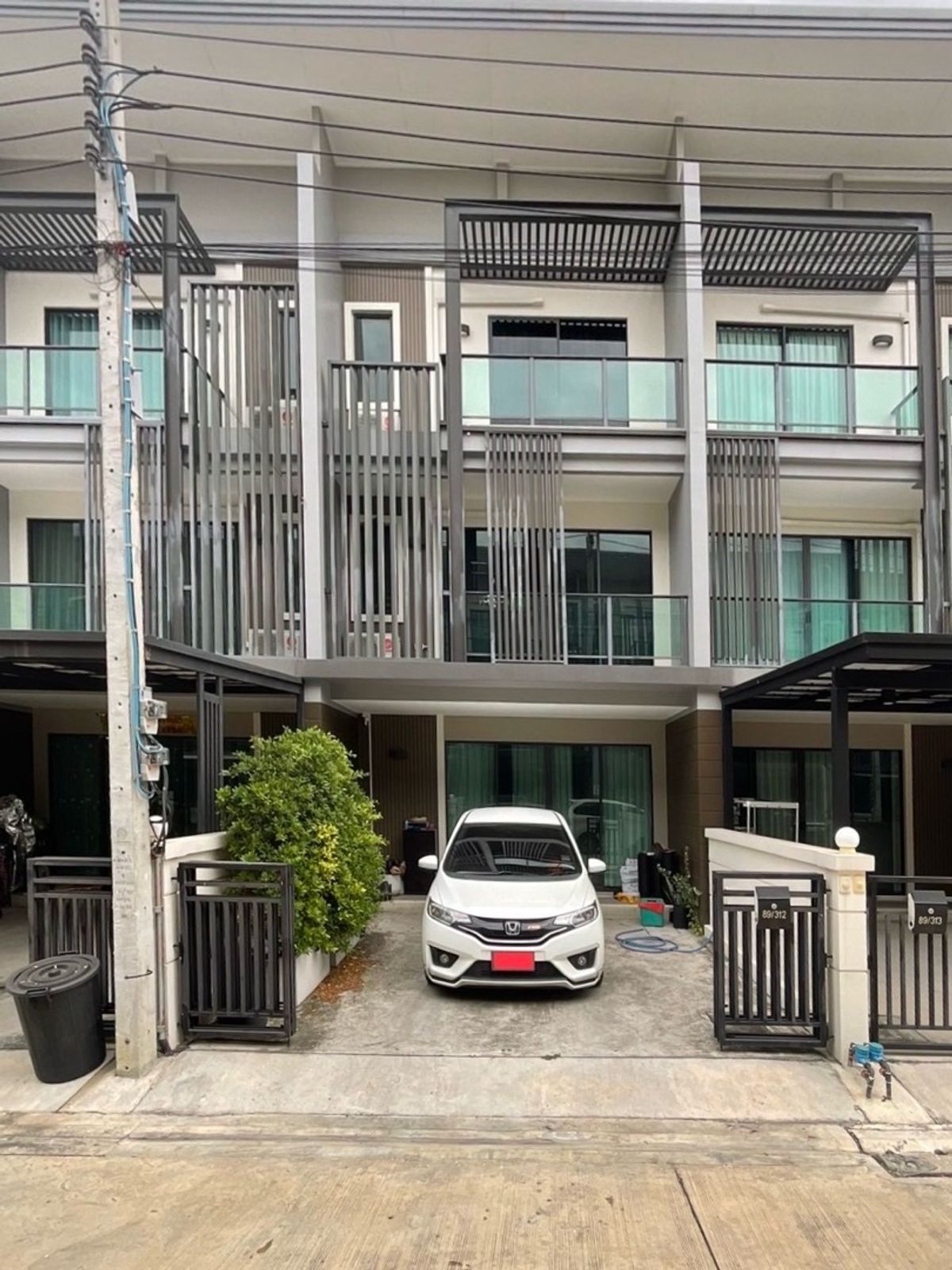 For SaleTownhomeNonthaburi, Bang Yai, Bangbuathong : House for sale, 3 -story townhome, Town Auenue Merge (Rattanathibet)