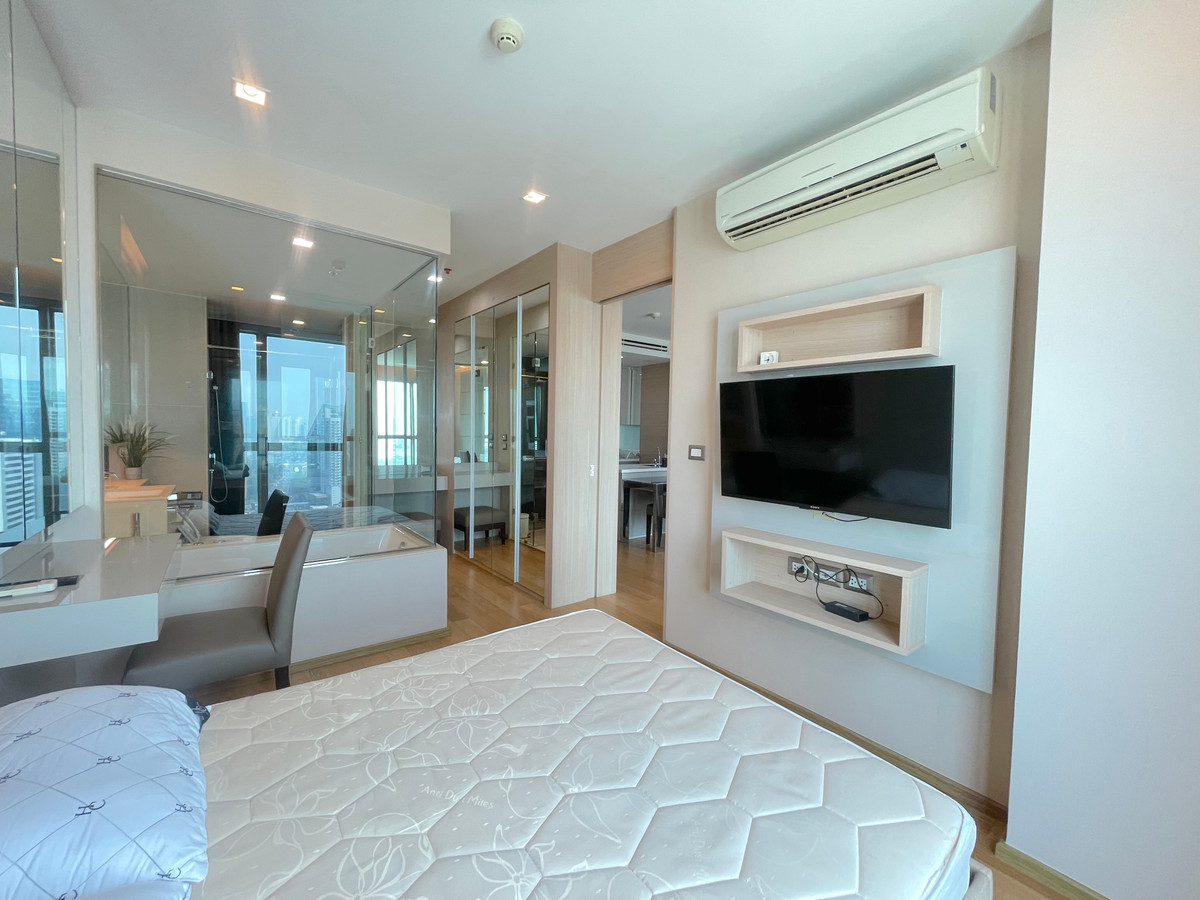 ให้เช่าคอนโดพระราม 9 เพชรบุรีตัดใหม่ RCA : 🔥 ปล่อยเช่าด่วน 🔥 ห้องสวย  ถูก ห้องสภาพดี ห้องรองมุม วิวโล่ง ว่างพร้อมเช่า Call 0619824959