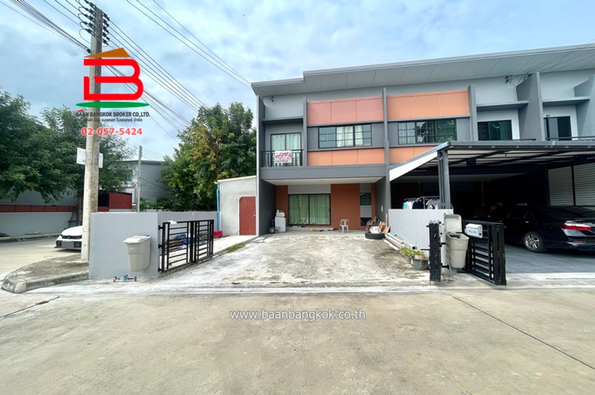 For SaleTownhomePathum Thani,Rangsit, Thammasat : Townhome, Siri Place Village, area 34.5 square wah, near Sarasas Witthayat Rajapruek School, Ratchaphruek 345 Road, Bang Khu Subdistrict, Mueang Pathum Thani District Pathum Thani Province