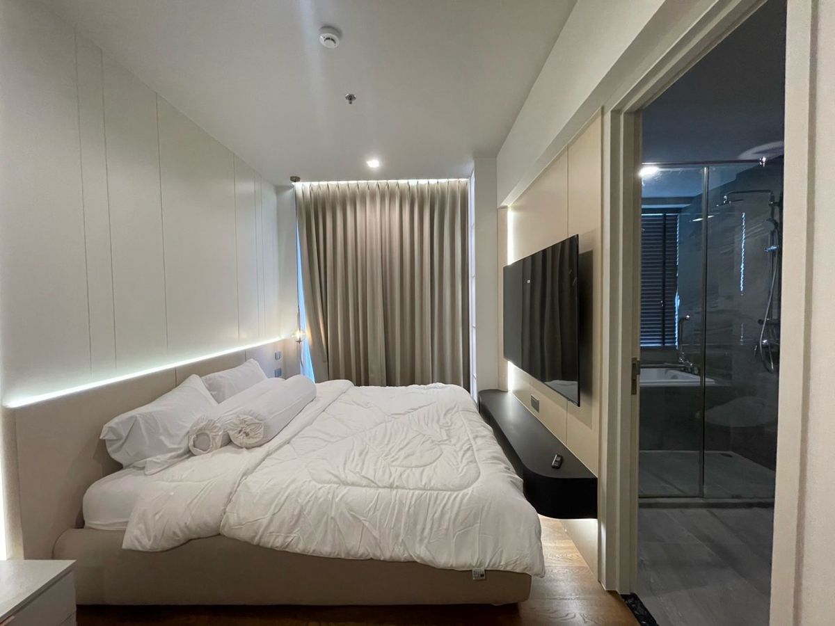 For SaleCondoSukhumvit, Asoke, Thonglor : SC070125 Urgent sale! 2-bedroom condo IDEO Q Sukhumvit 36 near BTS Thonglor, only 500 meters