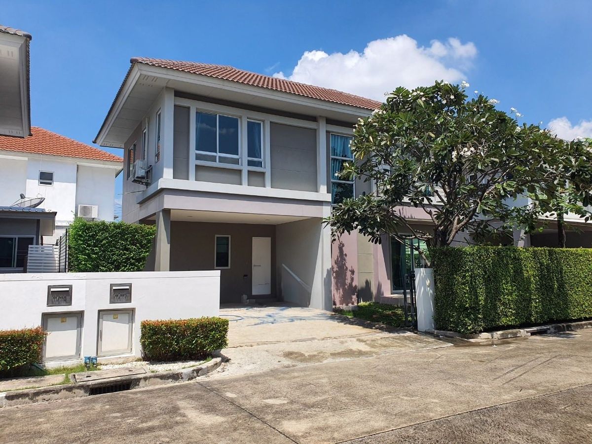 For RentHouseRama5, Ratchapruek, Bangkruai : house with 4bedroom and room in 1st floor, very close to DBS Ratchaphruek, only 5 min go to