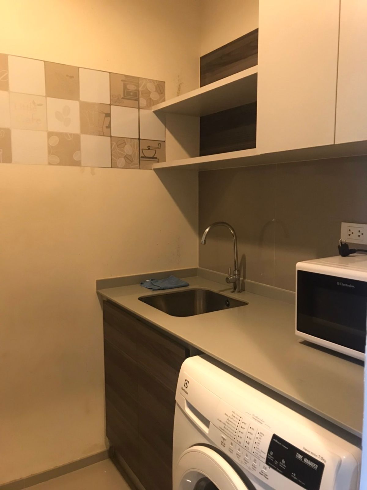 For SaleCondoRatchadapisek, Huaikwang, Suttisan : Urgent sale 3.2