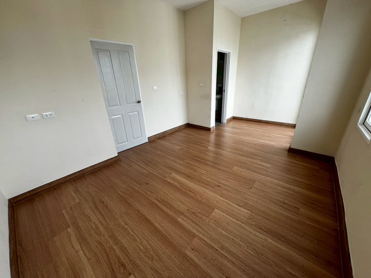 ให้เช่าโฮมออฟฟิศแจ้งวัฒนะ เมืองทอง : โฮมออฟฟิศ อุปกรณ์ออฟฟิศพร้อม จดทะเบียนบริษัทได้ 4ห้องนอน