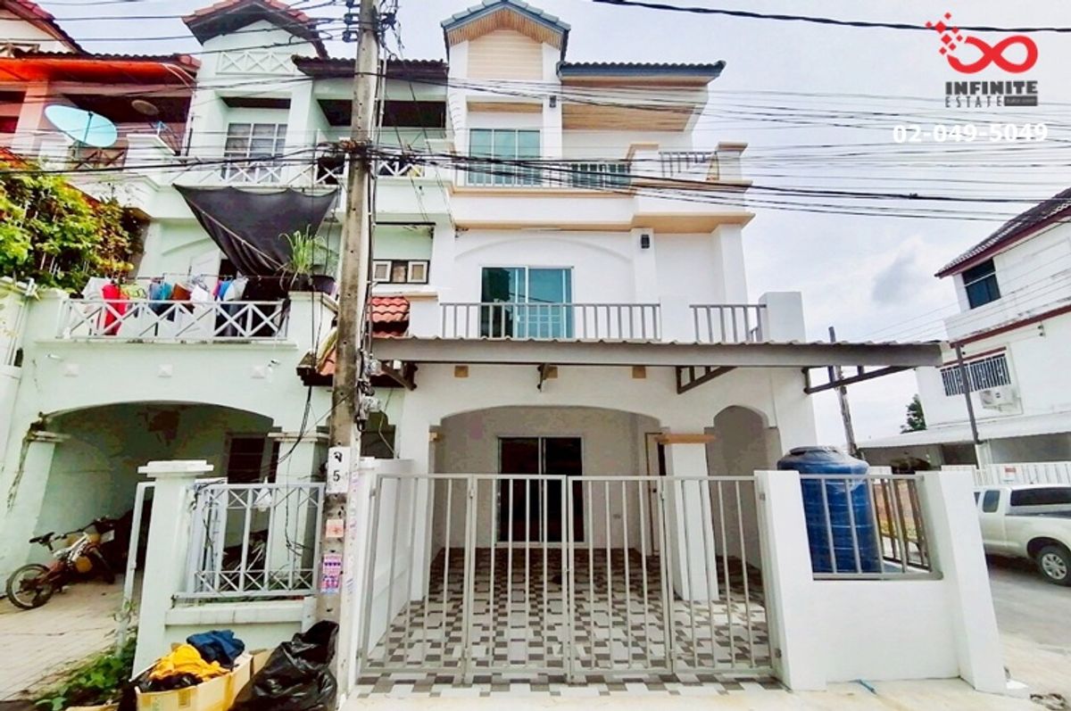 ขายทาวน์โฮมเกษตร นวมินทร์ ลาดปลาเค้า : ขายทาวน์โฮม 3ชั้น 17ตรว.ปรับปรุงใหม่ ซอยนวลจันทร์ 36 ถนนนวลจันทร์ หลังมุม