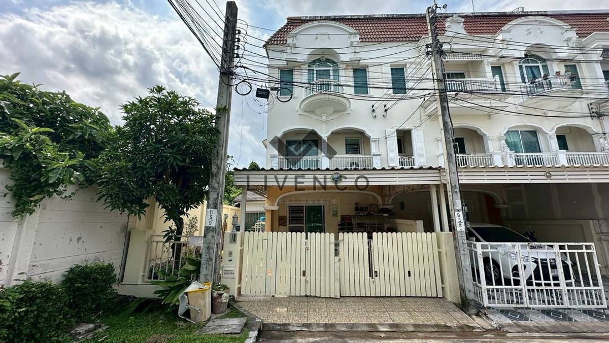 For SaleTownhomeThaphra, Talat Phlu, Wutthakat : House for sale, TOWN HOME METRO PARK Sathorn-Kanlapaphruek (behind the large area of Size)