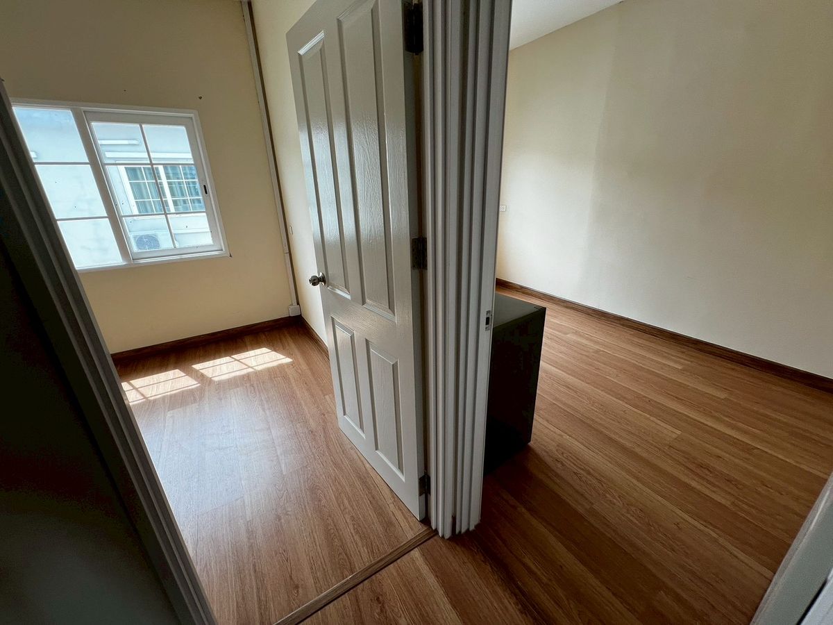 ให้เช่าโฮมออฟฟิศแจ้งวัฒนะ เมืองทอง : โฮมออฟฟิศ อุปกรณ์ออฟฟิศพร้อม จดทะเบียนบริษัทได้ 4ห้องนอน