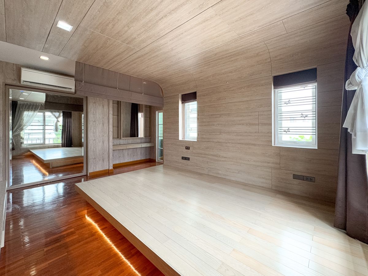 For SaleHouseLadkrabang, Suwannaphum Airport : Luxury European-style corner single house – Casa Grand Onnut–Wongwaen