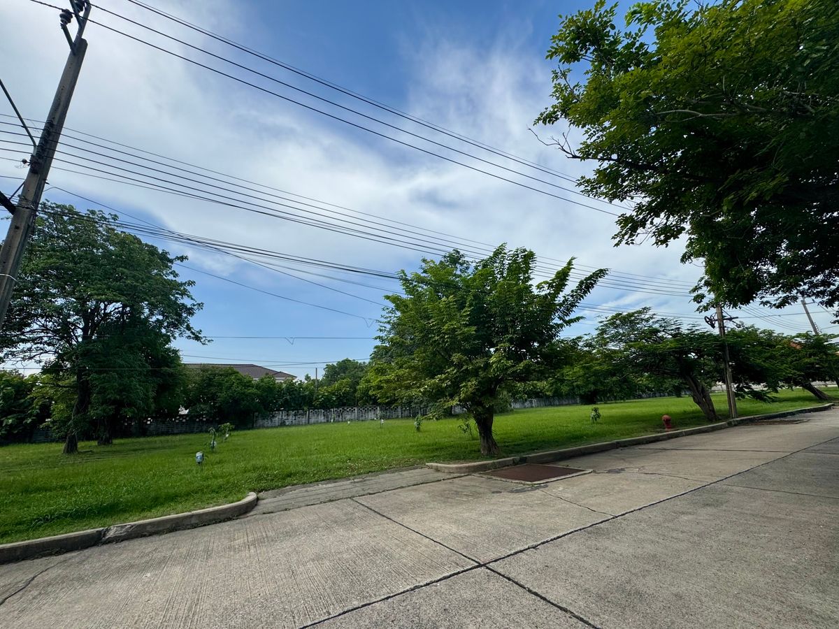ขายที่ดินสมุทรปราการ สำโรง : ขายที่ดินในหมู่บ้านวินด์มิลล์ พาร์ค (Windmill Park) อ.บางพลี จังหวัดสมุทรปราการ