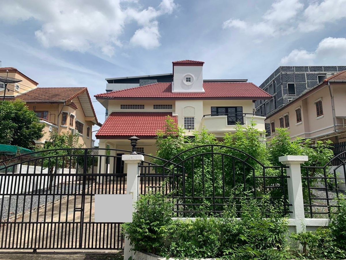 ให้เช่าบ้านปทุมธานี รังสิต ธรรมศาสตร์ : บ้านเดี่ยว 2ชั้น 120ตรว. ในเมืองเอก ใกล้ ม.รังสิต และสนามบินดอนเมือง ทำธุรกิจได้