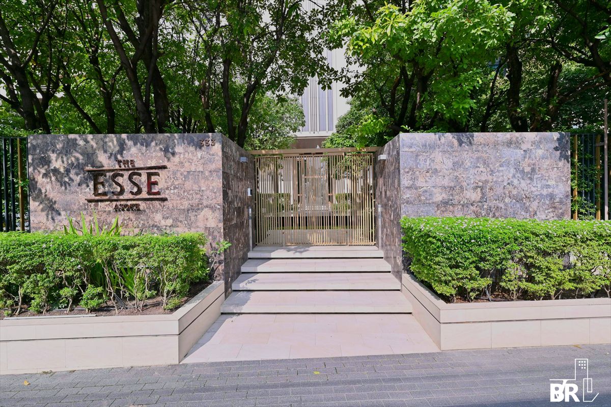 For SaleCondoSukhumvit, Asoke, Thonglor :  ✨ Beautiful Room in a Prime Location ✨ The Esse Asoke convenient travel, near the business area  Near  BTS Asoke  