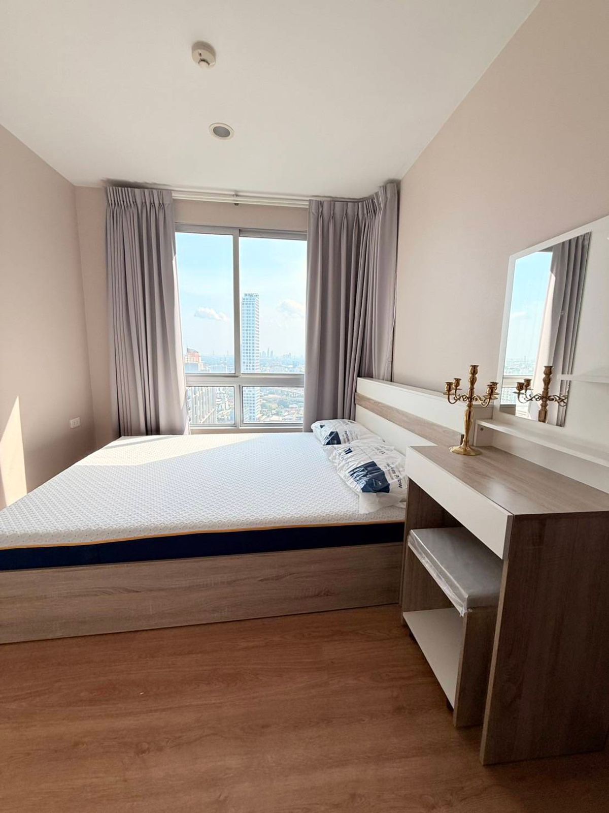 For RentCondoOnnut, Udomsuk : Ano for rent: The Base Sukhumvit 77 (The Base Sukhumvit 77) ((BTS Onnut Onnut)) MK-02 Line @livingbkk