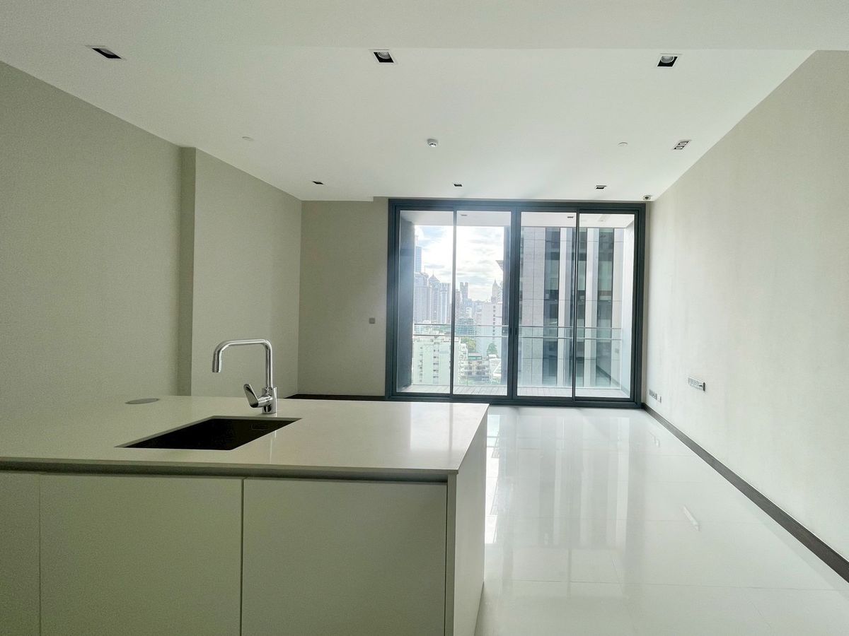 For SaleCondoNana, North Nana,Sukhumvit13, Soi Nana : Condo for sale Q1 Sukhumvit 2 bedrooms 95.5 sq.m., price 20 million condos, Super Luxury levels, attached to various BTS with Private Access, connecting the station directly.
