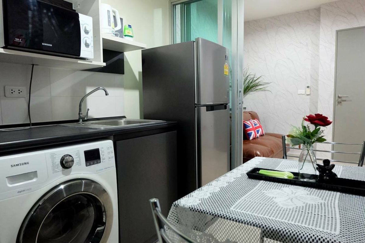 ขายคอนโดรัชดา ห้วยขวาง : Life รัชดาภิเษก คอนโดพร้อมอยู่ ใกล้ MRT ห้วยขวาง อาคาร A, ชั้นสูง  1-Bed 31.57ตร.ม. วิวหันไปทาง เซ็นทรัลพระราม 9, ระเบียงทิศใต้ ขาย 3.69 ลบ.*