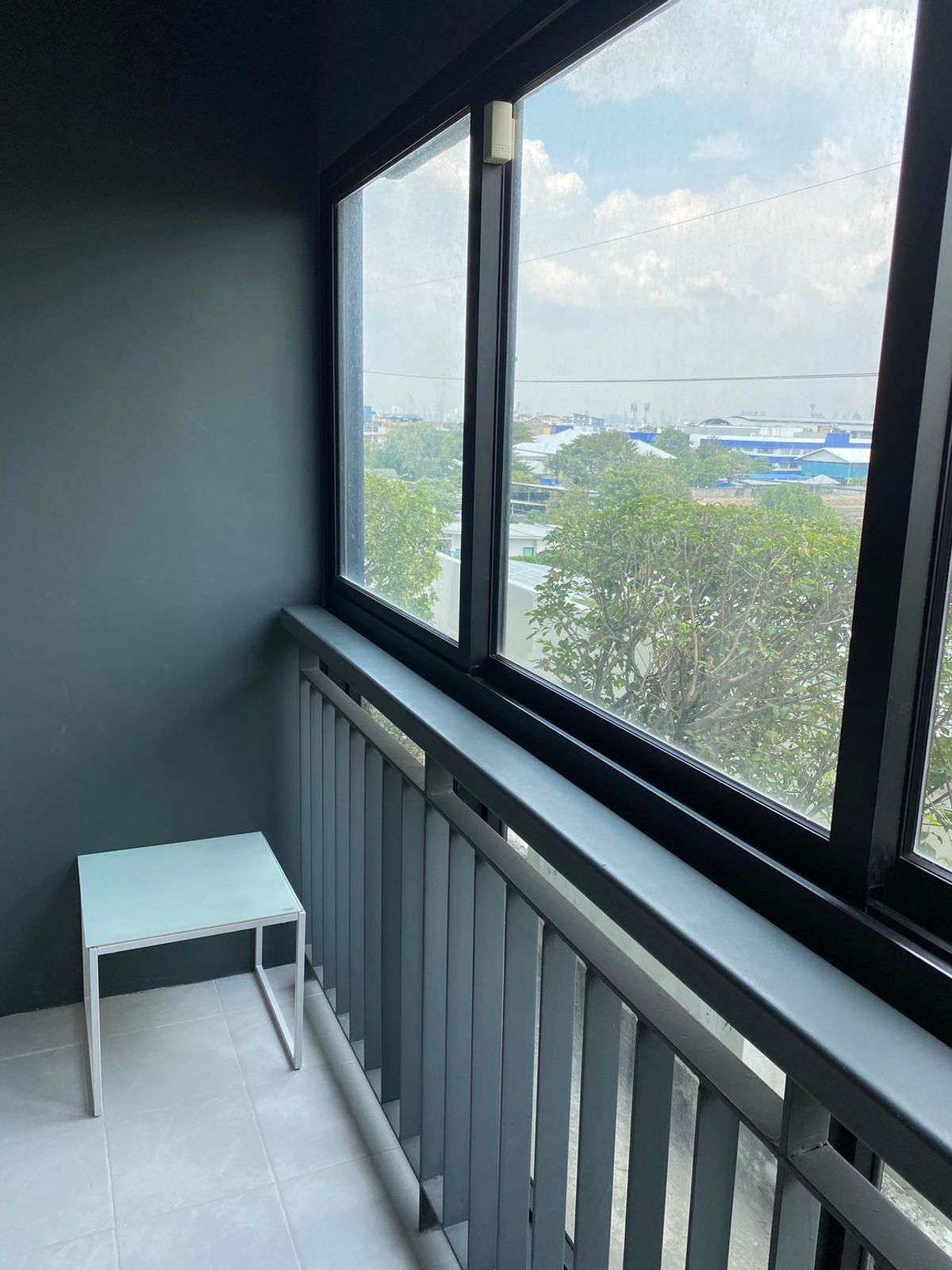 For RentCondoBangna, Bearing, Lasalle : Beautiful room, corner room, beautiful garden, 2 bedrooms, 1 room, Knightbridge Bearing Sukhumvit 107