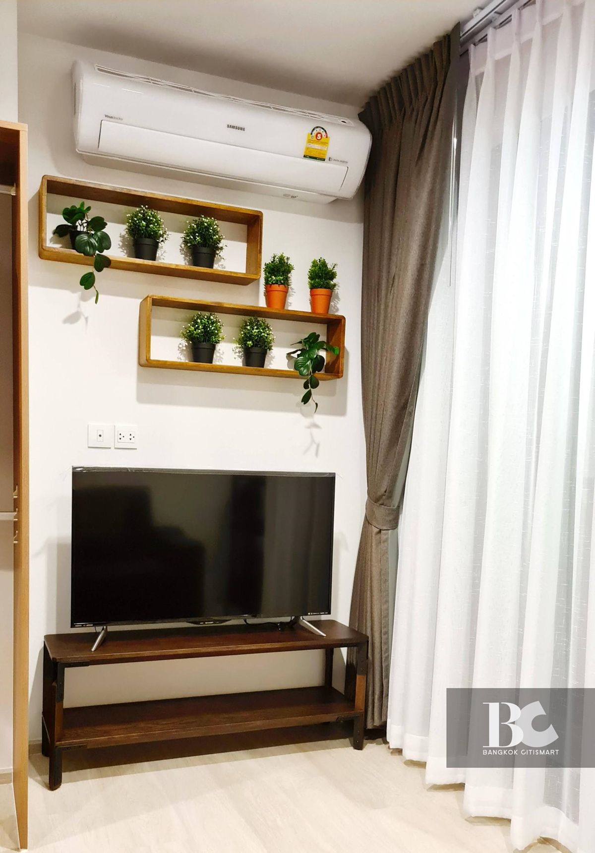ขายคอนโดวิทยุ ชิดลม หลังสวน : ขาย life one wireless rare unit 