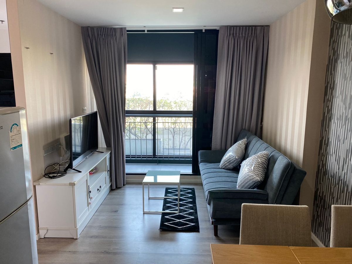 For RentCondoBangna, Bearing, Lasalle : Beautiful room, corner room, beautiful garden, 2 bedrooms, 1 room, Knightbridge Bearing Sukhumvit 107