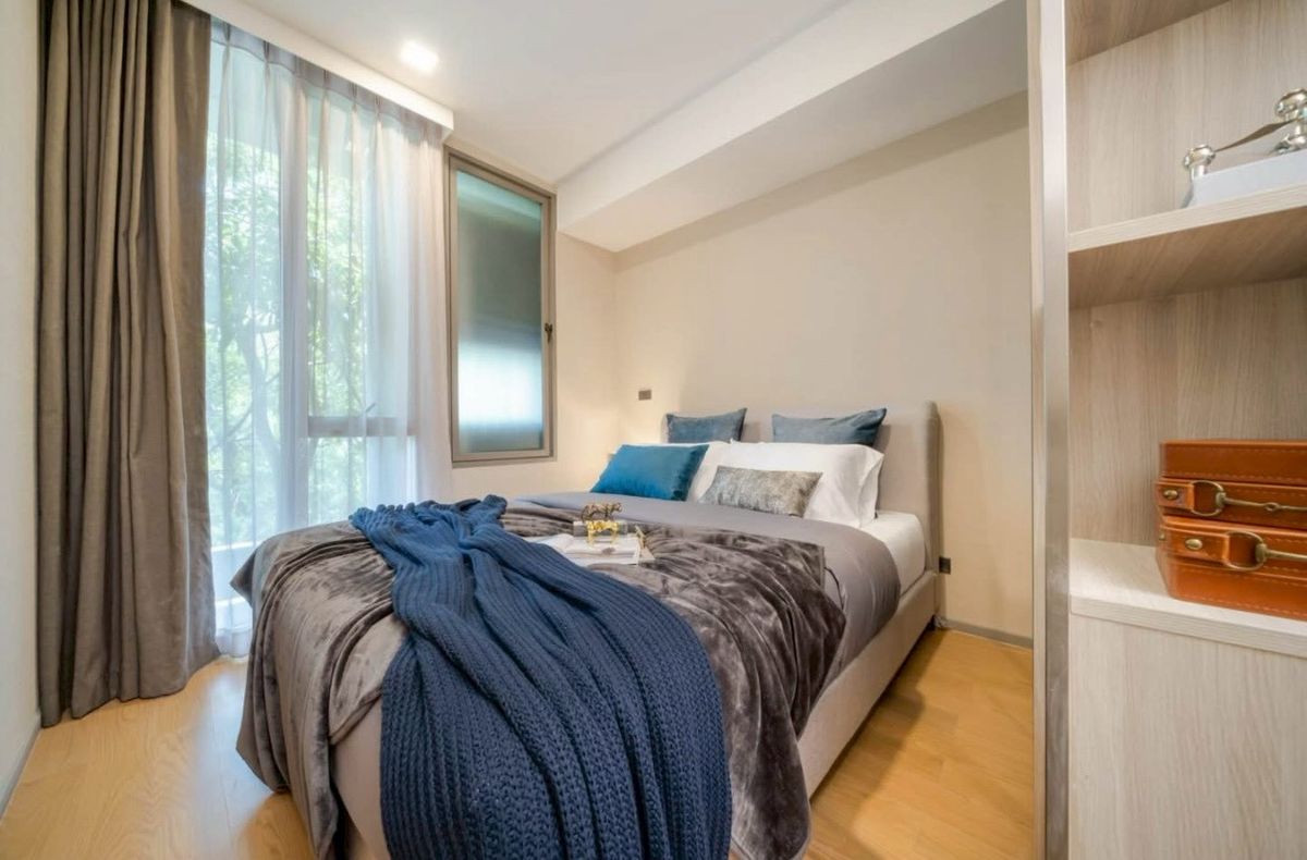 For RentCondoSukhumvit, Asoke, Thonglor :  ★ Fynn Sukhumvit 31 ★117 sq m., 2nd floor (3 bedrooms, 3 bathrooms), ★Near BTS Phrom Phong ★Near shopping malls, shops, restaurants ★ Many amenities ★ Fully furnished ★