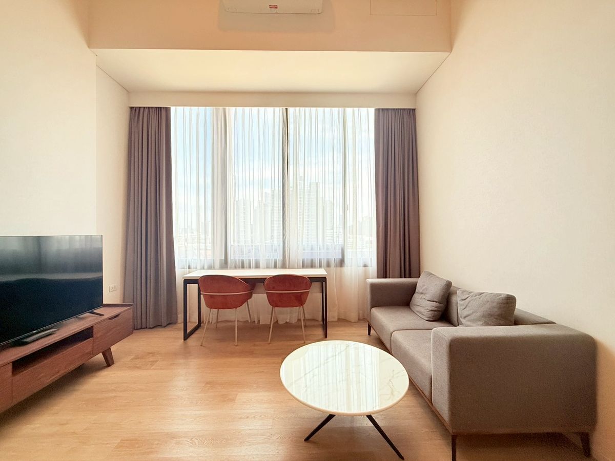 ให้เช่าคอนโดอ่อนนุช อุดมสุข : ให้เช่า! Duplex เพดานสูง 1 ห้องนอน ติด BTS @ Siamese สุขุมวิท 87