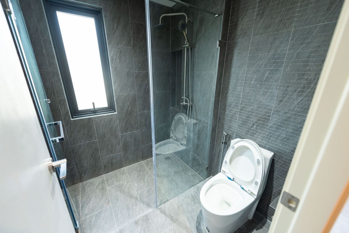 ขายโฮมออฟฟิศสุขุมวิท อโศก ทองหล่อ : 💥 โฮมออฟฟิศหรู 5.5 ชั้น รีโนเวทใหม่ พร้อมเฟอร์นิเจอร์ เครื่องใช้ไฟฟ้าครบทุกห้อง เหมาะทั้งอยู่อาศัยและทำออฟฟิศ ใกล้ BTS แบริ่ง & สำโรง