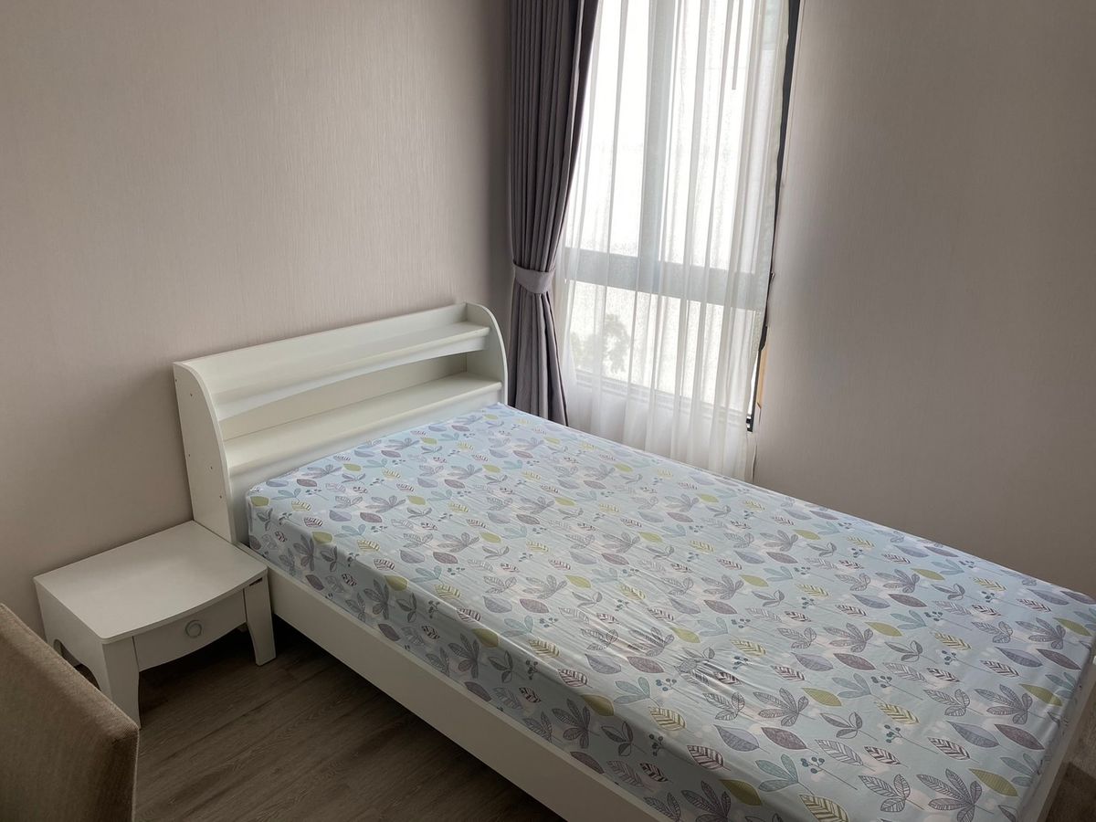 For RentCondoBangna, Bearing, Lasalle : Beautiful room, corner room, beautiful garden, 2 bedrooms, 1 room, Knightbridge Bearing Sukhumvit 107