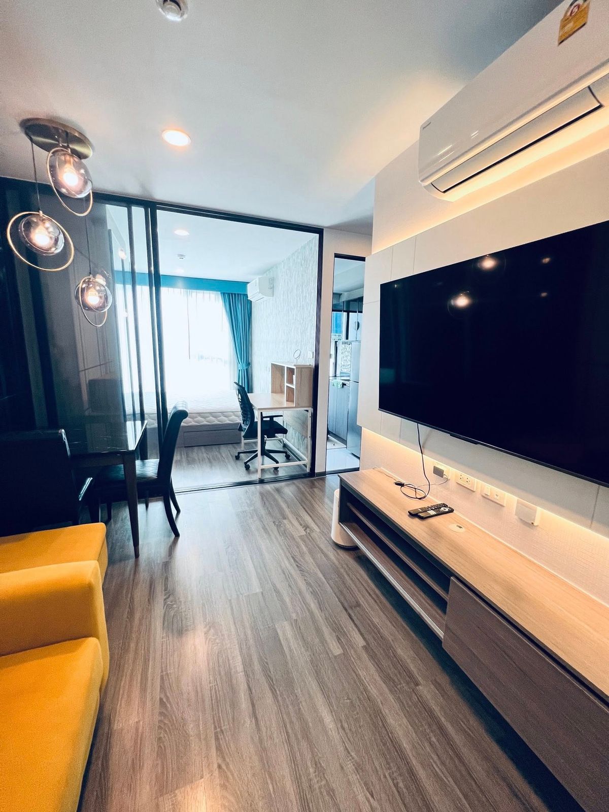ให้เช่าคอนโดลาดพร้าว เซ็นทรัลลาดพร้าว : 🎉⭐FOR RENT>> The Orign Ladprao 15 🔥ใกล้ MRT สถานีลาดพร้าว  600 เมตร/ เชื่อมต่อMRT สายสีเหลือง  ชั้น 5 ขนาด 26.8 ตร.ม แต่งสวย จัดเต็ม เฟอร์นิเจอร์ครบ #LV-MO2068 