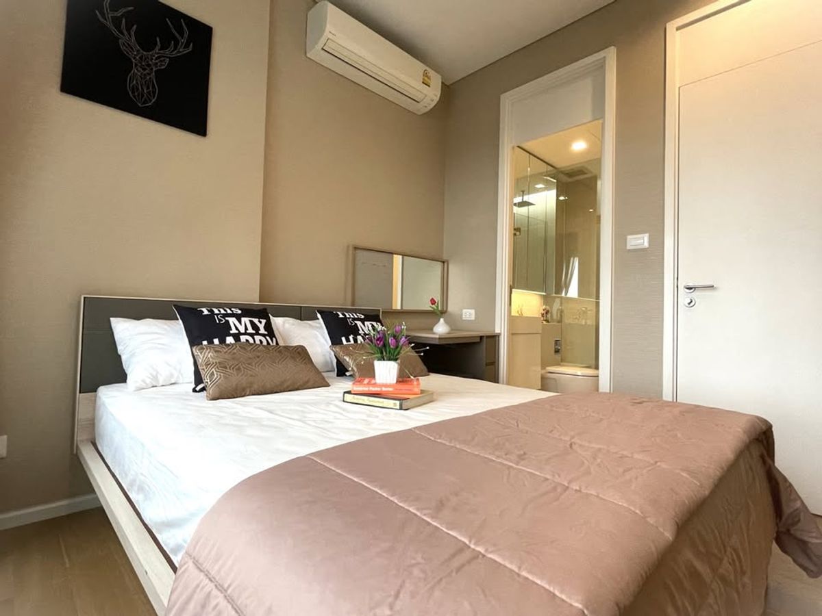 For RentCondoLadprao, Central Ladprao : Rent RR390 The Saint Residences. Beautiful room, complete furniture near the Lat Phrao BTS BTS.