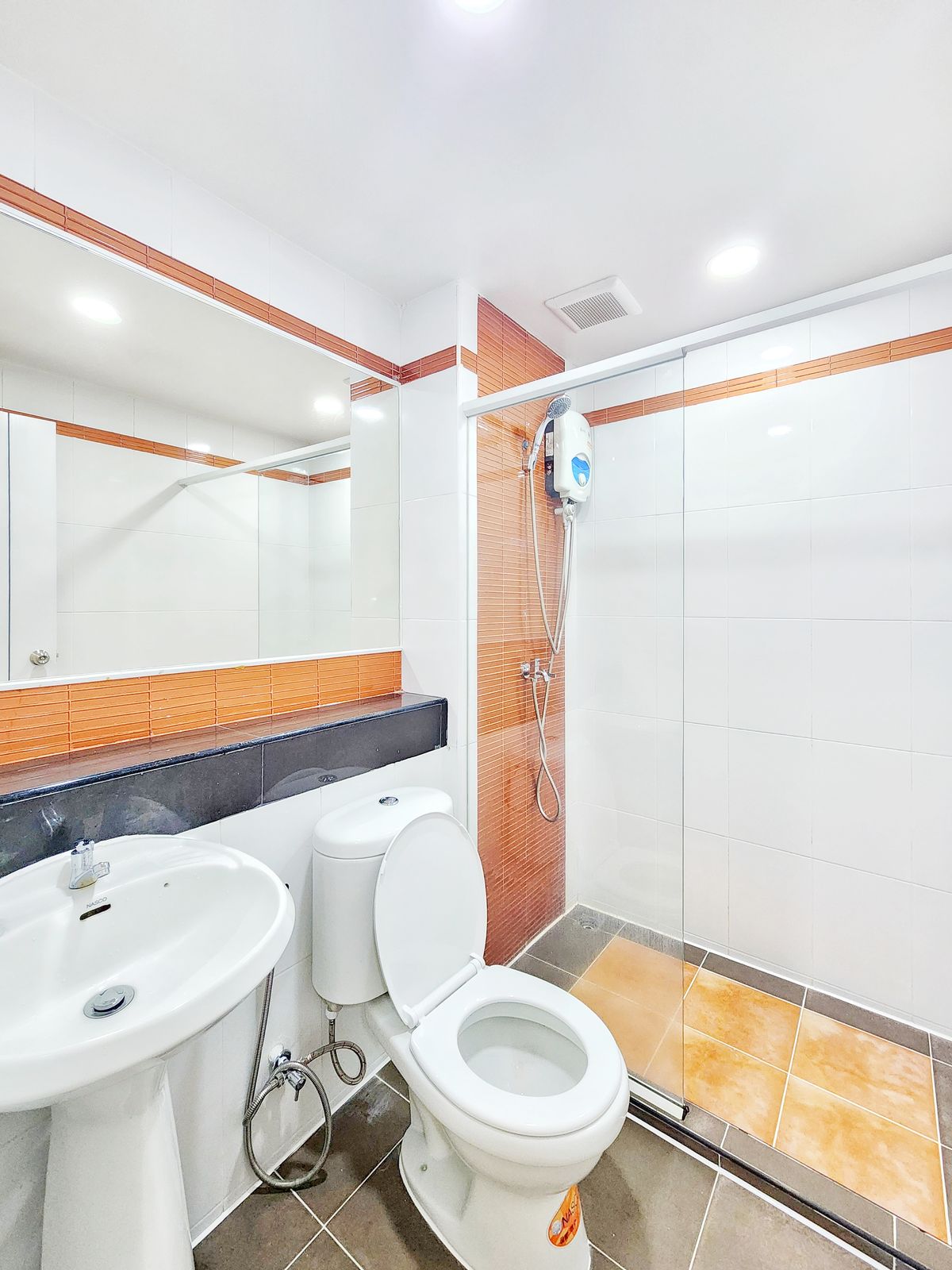 For SaleCondoBang Sue, Wong Sawang, Tao Pun : sell !! Regent Home 6/1 (Regent Home 6/1) Life has a light and comfortable life.