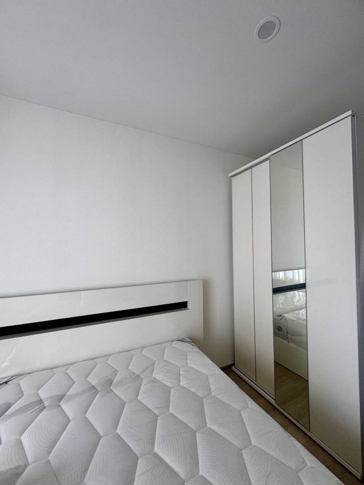 CondoKhlongtoei, Kluaynamthai : For Sales & Rent Life Rama4 -Asoke Unit 2599/650