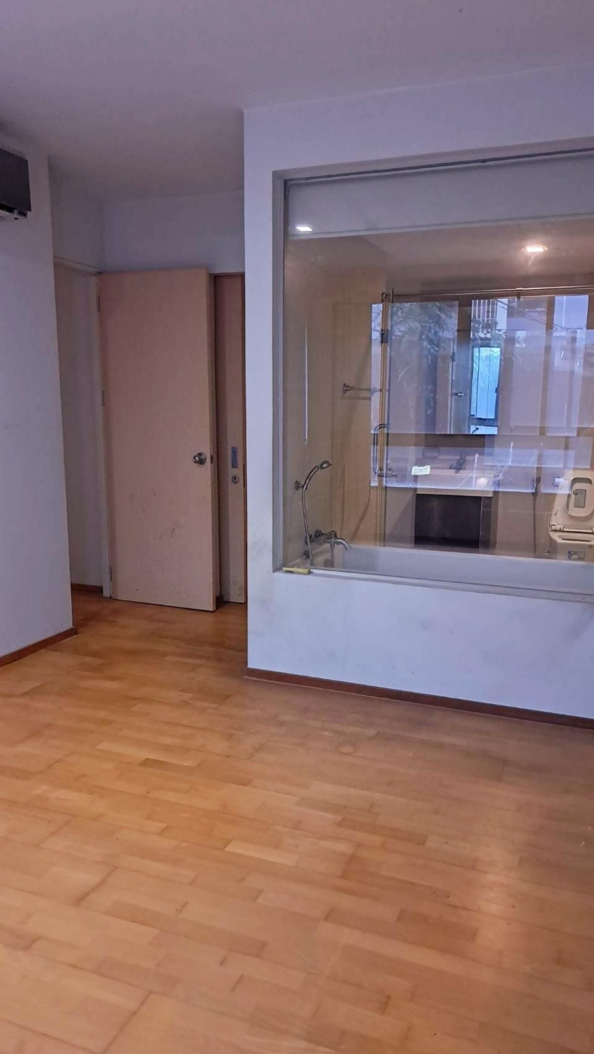 ขายคอนโดสุขุมวิท อโศก ทองหล่อ : Issara @ 42 Sukhumvit / 2 Bedrooms (FOR SALE), อิสสระ แอท 42 สุขุมวิท / 2 ห้องนอน (ขาย) NUUN084