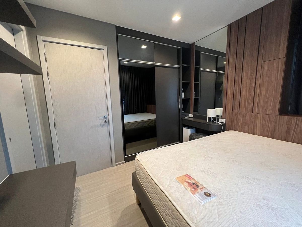 For RentCondoOnnut, Udomsuk : Free ready to be at Life Sukhumvit 62, 55 sqm. 2 bedrooms, 2 bathrooms, 5th floor, corner room 30,000 baht.
