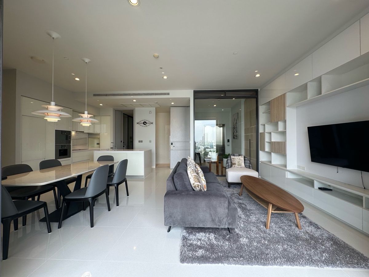 คอนโดสุขุมวิท อโศก ทองหล่อ : Rental : Vittorio Sukhumvit 39 • 2 Bedroom 3 Bathroom • Size : 136.71 S.qm • 16 Floor 