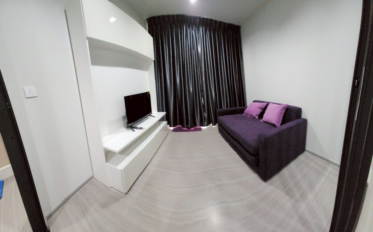 For RentCondoThaphra, Talat Phlu, Wutthakat : ⭐️ Life Sathorn Sierra ⭐️ 1 bedroom, beautiful room with furniture and electrical appliances