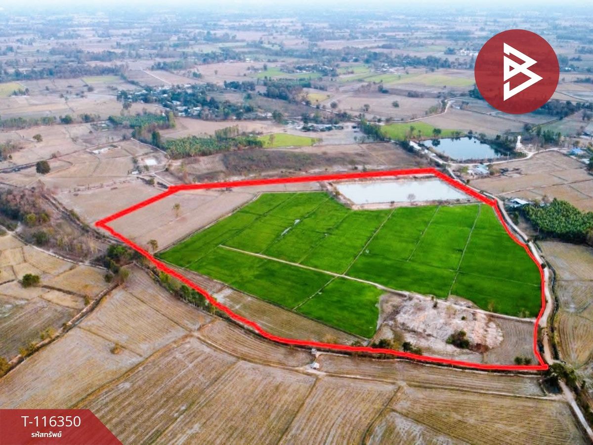 For SaleLandUthai Thani : Urgent sale, beautiful land, area of 68 rai 32 square wah, Nong Krathum Subdistrict, Thap Than District, Uthai Thani Province, good location