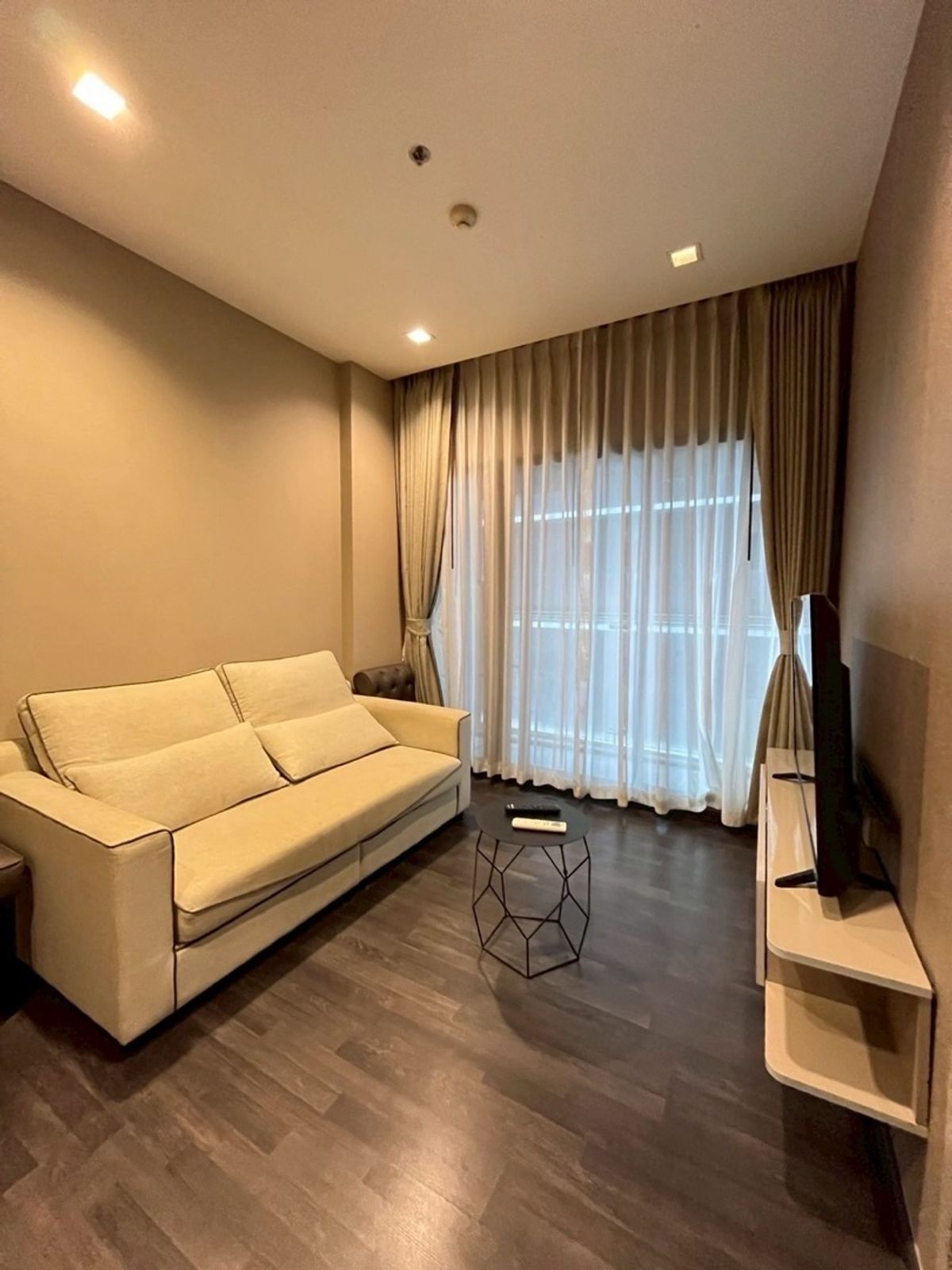 CondoRama9, Petchburi, RCA : The Line Asoke 1bedroom 35SQ.M Contact 084-9792464⭐️