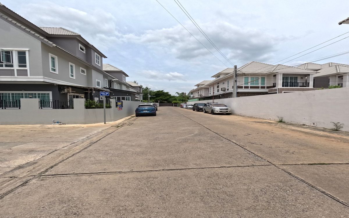 For SaleHousePinklao, Charansanitwong : 🔥 For sale or rent, detached house, Im Amphon Village 2, Ratchaphruek, 3 floors, corner house, 66.1 sq m.