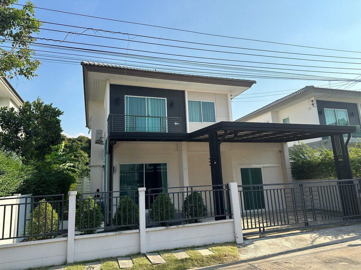 For RentHouseChaengwatana, Muangthong : single house near SISB International School with 4bedroom 4bathroom the largest house type