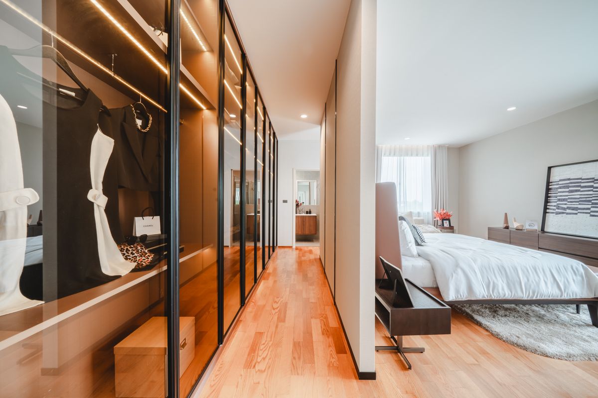 For SaleHousePattanakan, Srinakarin : 🔥Luxury single-family home project🔥Nirvana Collection, Krungthep Kreetha, 3 floors, high privacy, ready to move in, supporting a high-end lifestyle