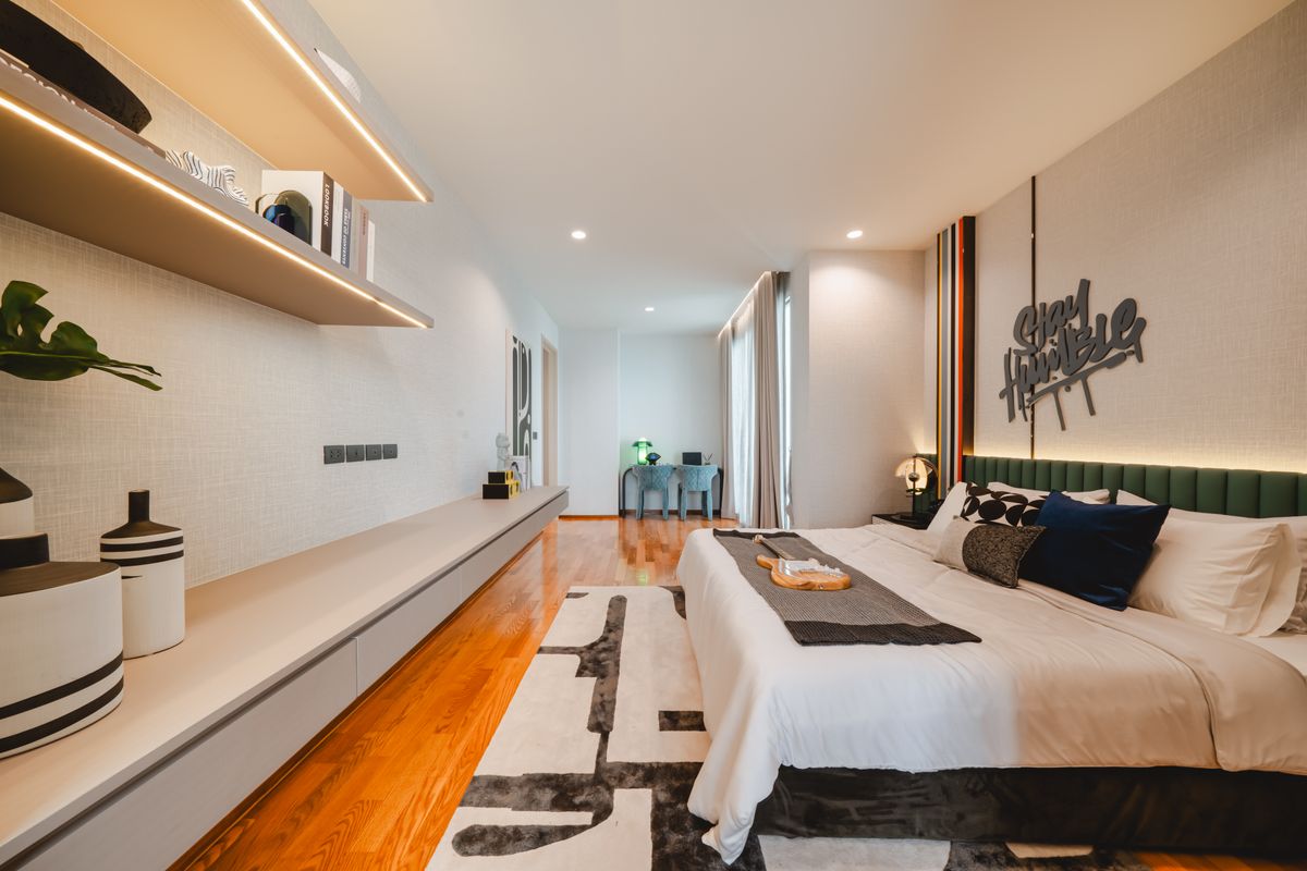 For SaleHousePattanakan, Srinakarin : 🔥Luxury single-family home project🔥Nirvana Collection, Krungthep Kreetha, 3 floors, high privacy, ready to move in, supporting a high-end lifestyle