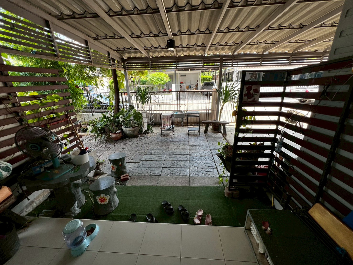 For RentHouseNonthaburi, Bang Yai, Bangbuathong : 3bedroom house at Khlong Thanon area, good common areas, good security, near Bang Mae Nang Municipality.