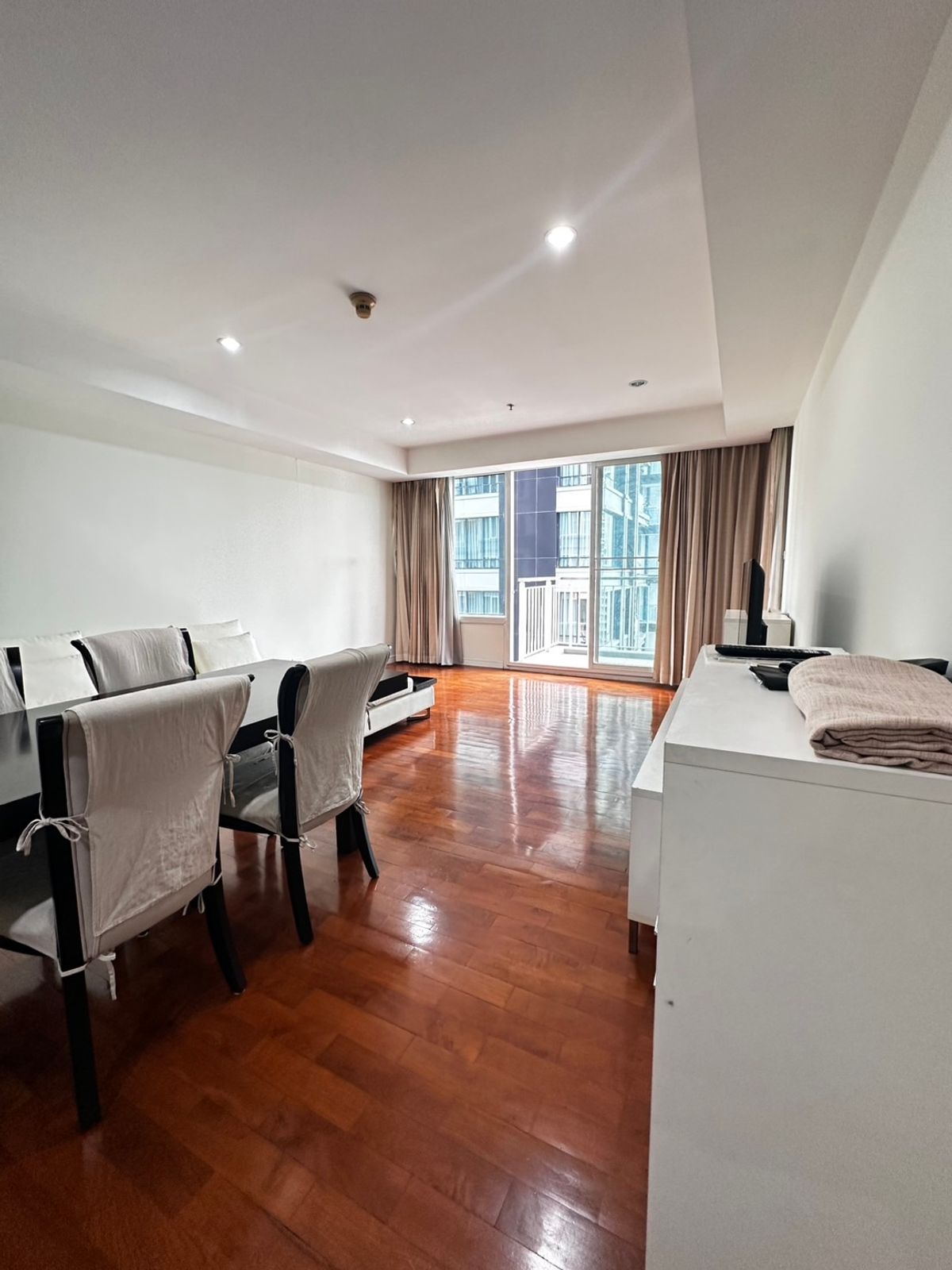 For SaleCondoSukhumvit, Asoke, Thonglor : 🏢 Baan Siri 24 🌟 Foreigner Quota, the best price in the market! Just 19.9 million. [YJS250701]