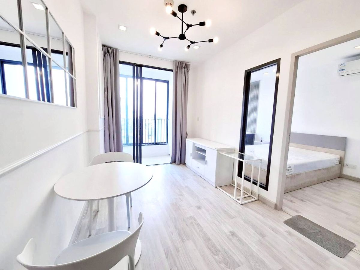 For SaleCondoWongwianyai, Charoennakor : Sell IDEO Mobi Sathorn, 1 bedroom 30 sqm. There are 7-11 in the building in the building, near Silom, Icon Siam, Rama III.
