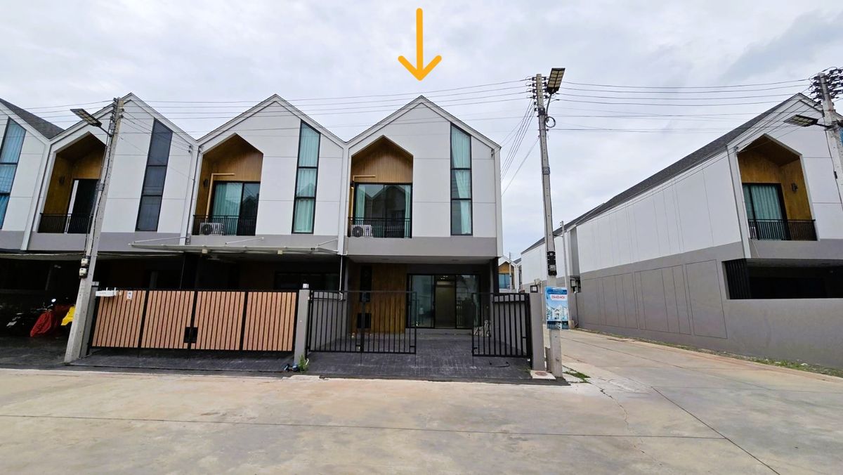 For SaleTownhomeSamut Songkhram : Brand New! Corner Unit at Project Entrance – Nordic Style Townhome, Never Lived In! Townhome for Sale at *Assawin Village In-Chan*, Samut Songkhram – Located on the main road 3092 (Lat Yai), Mueang District.