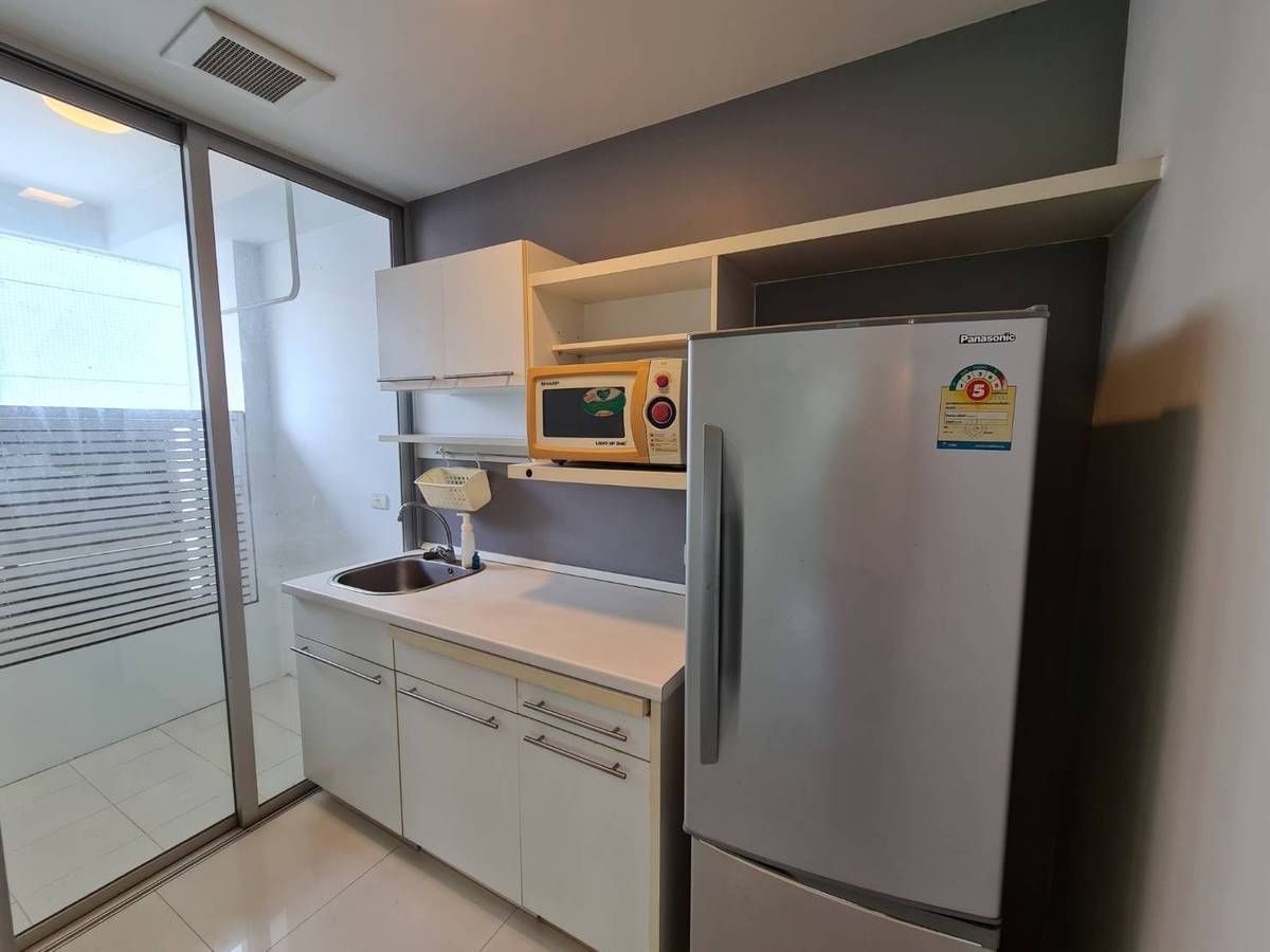 ขายคอนโดอ่อนนุช อุดมสุข : Condo for Sale: The Room Sukhumvit 64